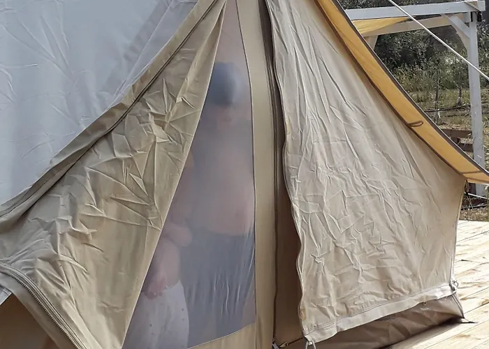 Accampamento Rurale Macaria Hotel