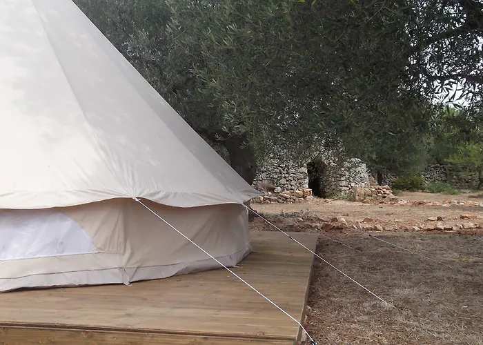 מלון Accampamento Rurale Macaria אליסטה